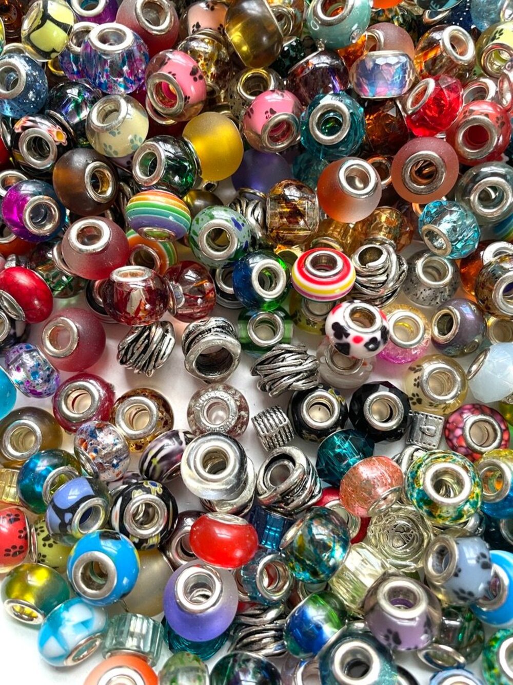 500+ Glass and Silvertone European Bead Lot-Mixed European Bead Lot - Picture 7 of 9